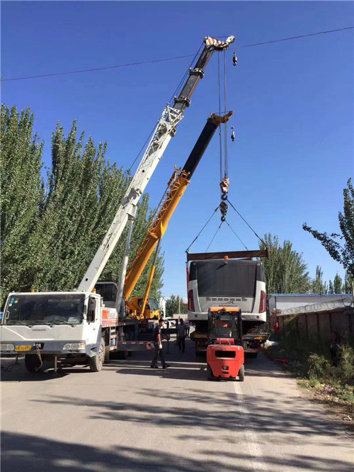 漾濞港口集装箱搬运案例